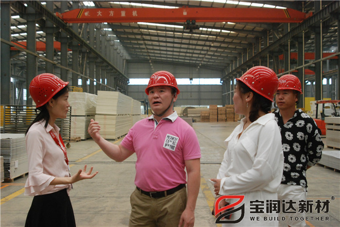 蒙古國(guó)客戶(hù)來(lái)訪(fǎng)寶潤(rùn)達(dá)參觀(guān)考察